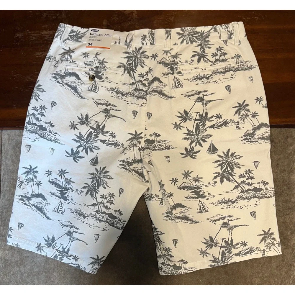 Old Navy Ultimate Slim Built-In Flex Shorts Lot of 3 Mens Size 34 Shorts